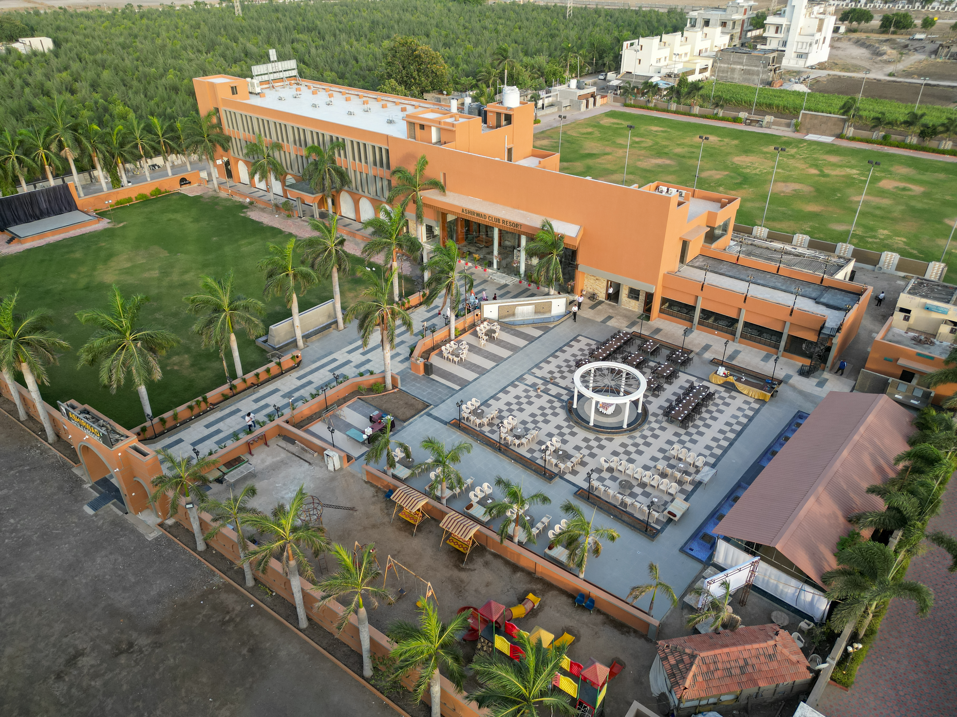 resort-1