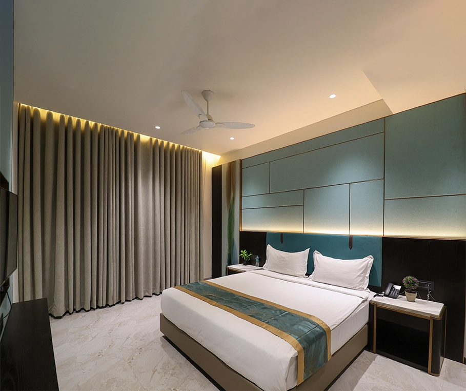 Royal Suite Image 2